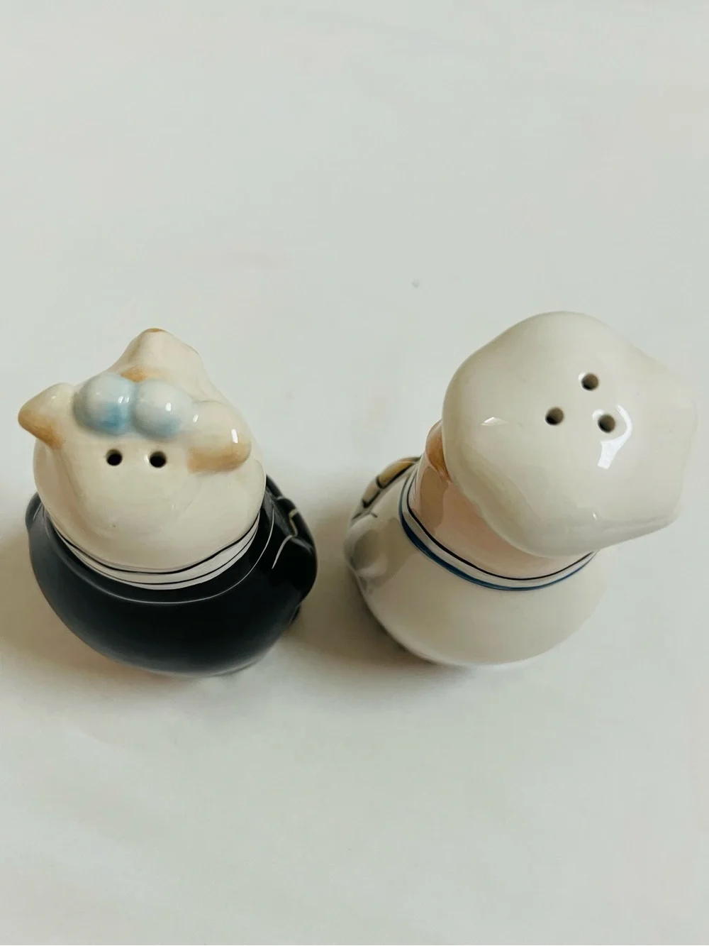 Pigs Salt & Pepper Shakers Set (2) Chef & Waiter Figurines Stoppers Included